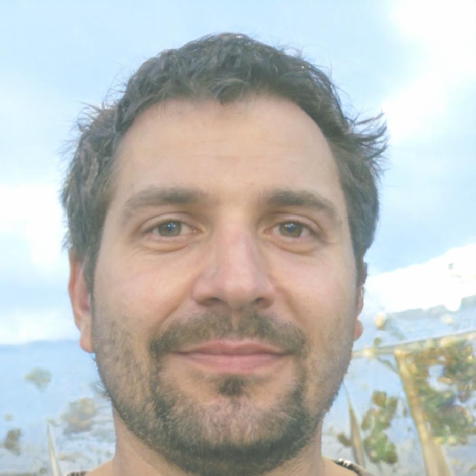 Marcus Hollingworth, Senior Market Analyst